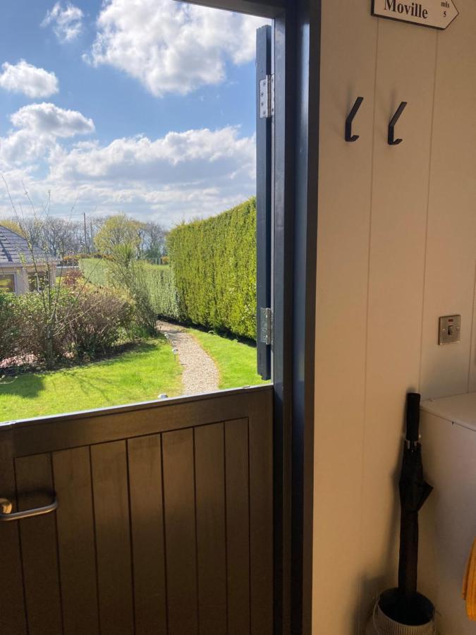 Atlantic Way Shepherd Hut Мовилл Экстерьер фото