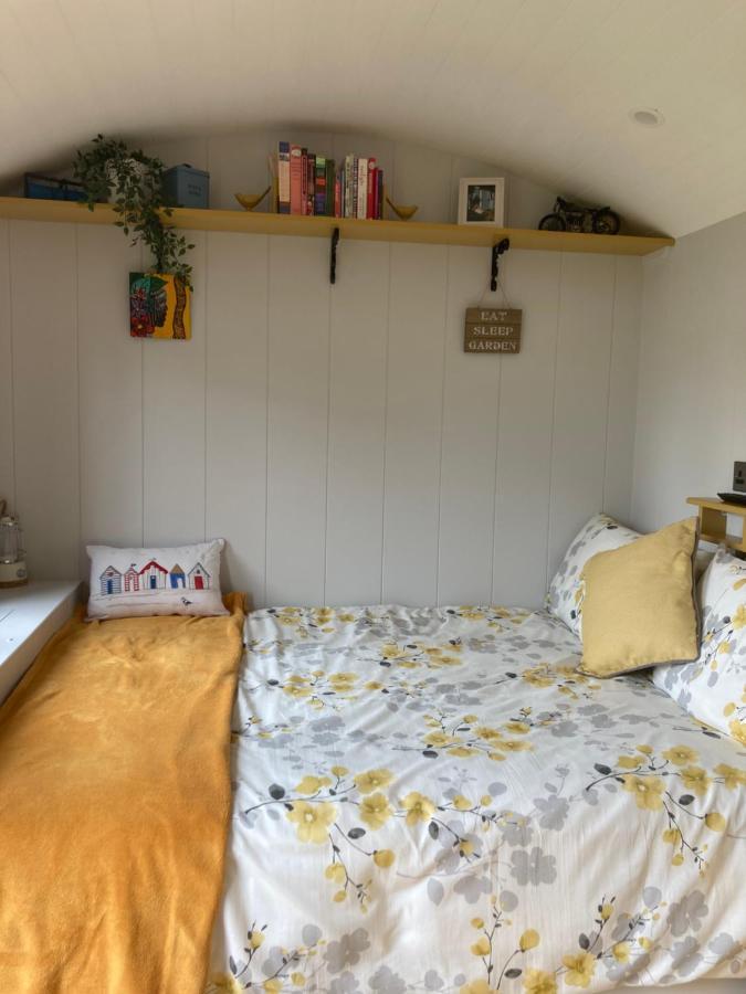 Atlantic Way Shepherd Hut Мовилл Экстерьер фото